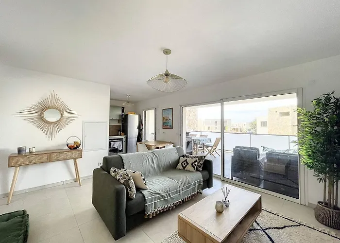 Dans Avec Piscine Daire Calvi (Corsica)