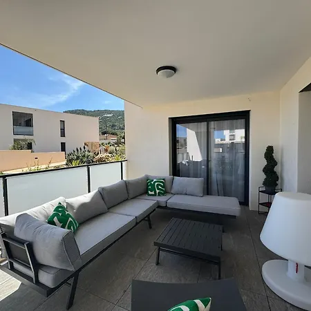 Apartment Dans Avec Piscine Calvi (Corsica)