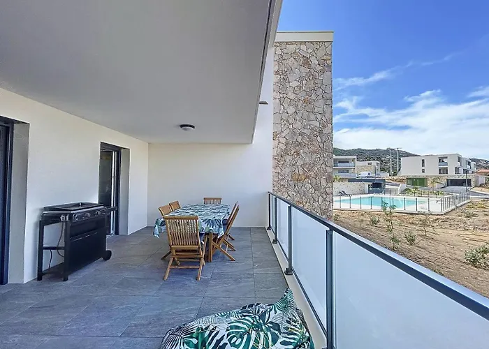 Dans Avec Piscine * Calvi (Corsica)